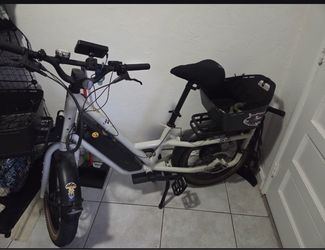 Electric Cargo Bike specialized