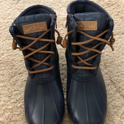 SPERRYw Women’s Saltwater Snow Boot 95% NEW  Color : Blue