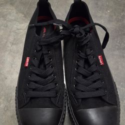 Levi's Men's Anikin Canvas Sneakers in a black monochrome color Size 9