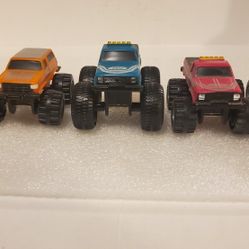 1987 McDonald's Bigfort Vintage Trucks Premium Toy Ford Happy Meal toys