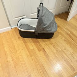 uppababy bassinet v2