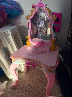 Princess vanity