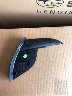 2019 Porsche driver side door cover