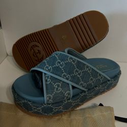 Gucci Women Slides 