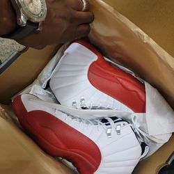 Jordan 12 Cherrys Size 11.5