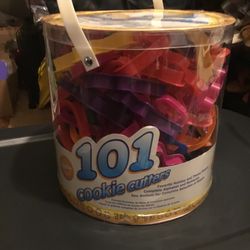 Wilton 101 Cookie Cutters