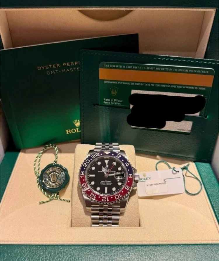 Rolex GMT-Master II Men's Black Watch - 126710BLRO