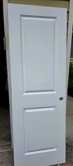 Free door "Pending"