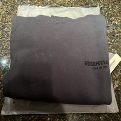 Black essential hoodie