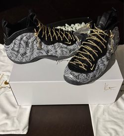Nike Air Foamposite One x Victor Solomon Trophies IR2077-001 Size 11