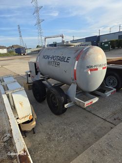 NON-POTABLE WATER 400 gallons