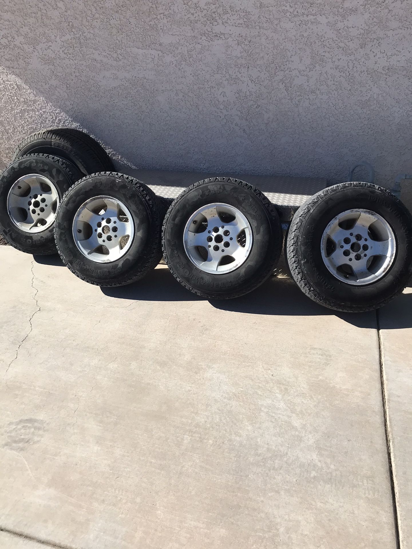 2000 Jeep tj rims and tires