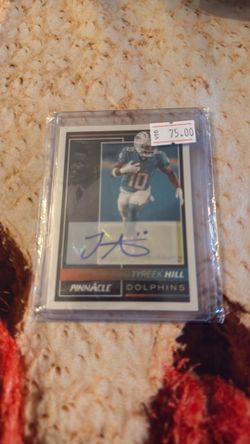 TYREEK HILL AUTOGRAPHED CARD