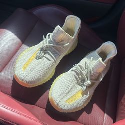 Adidas Yeezy Boost