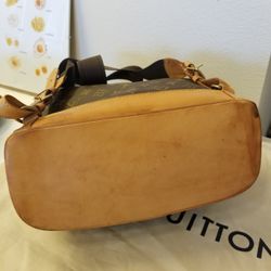 Louis Vuitton Backpack for Sale in Huntington Beach, CA - OfferUp