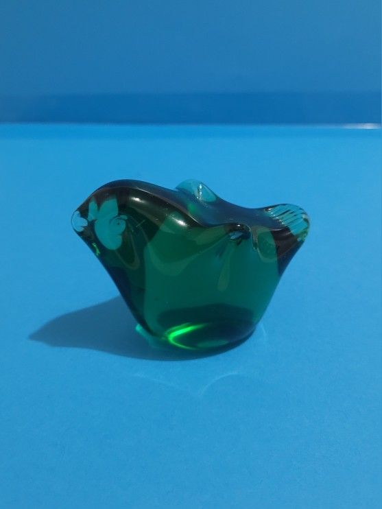 Vintage Green Glass Animal Paperweights Figurine Bird.

