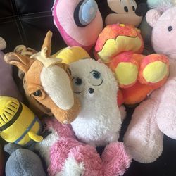 Peluches  (plushies) 