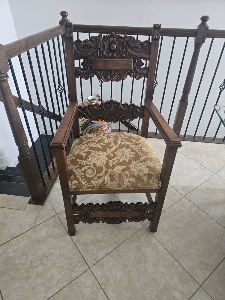 Italian renaissance walnut chairs