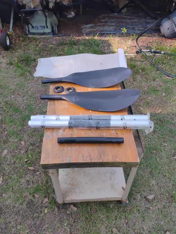 Brand New Kayak Oar