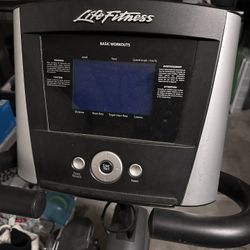 Life fitness Stationery Exercise Bike For Freeee