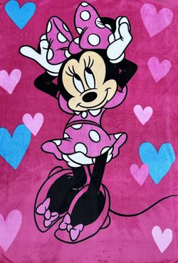 Minnie Mouse Plush Fleece Throw Blanket 