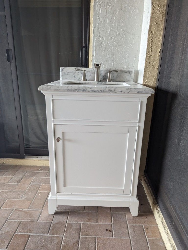 Bathroom Vanity White With Marble Top And Waterfall Faucet And Pop Up