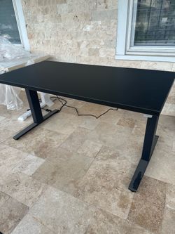 Herman Miller Renew Office Desk Black