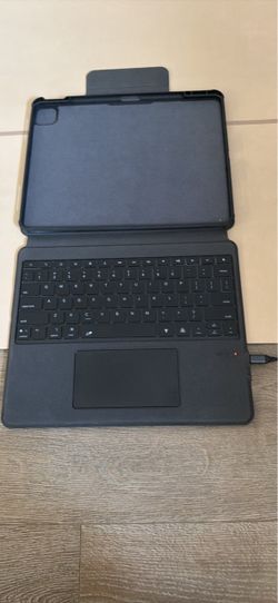 I pad pro keyboard/ case 12.9 inch