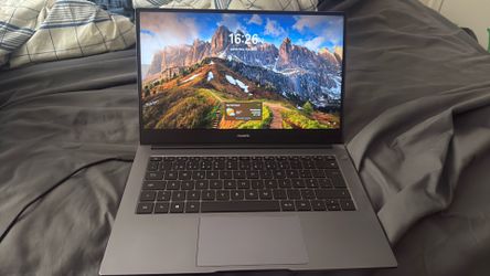 HUAWEI MATEBOOK