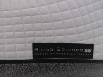 Brand New King Size Sleep Science 13" Bamboo Cool Memory Foam Firm Included Box Spring.
