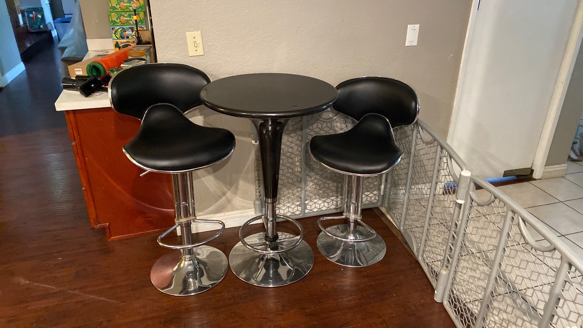 Bar Table