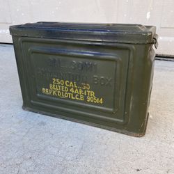 WW2 US Military Metal Box 