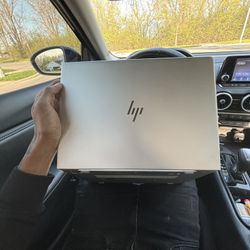 HP EliteBook 840 G8 14 FHD Business Laptop Computer, 11th Gen Intel 4 Core i5 1135G7