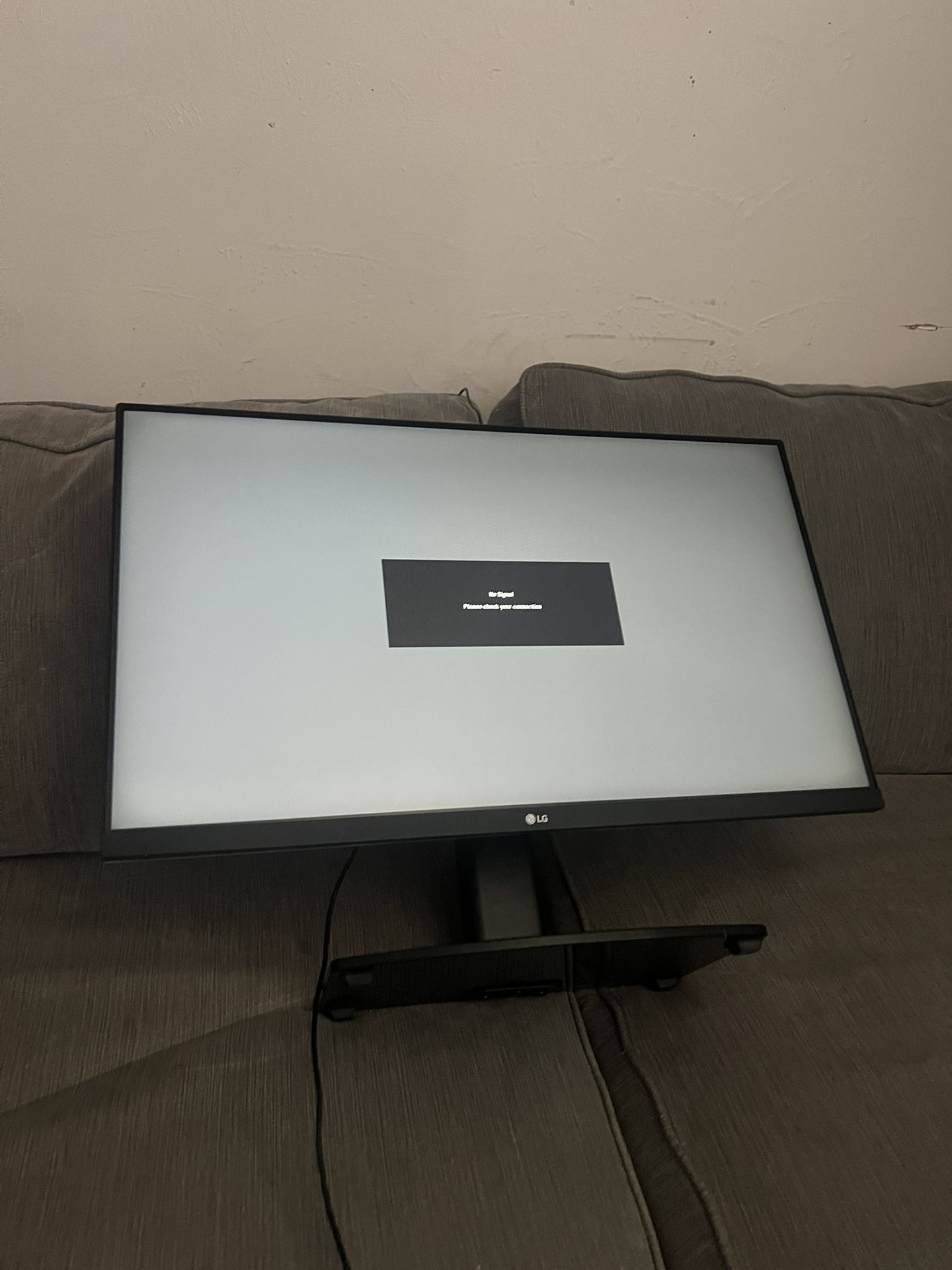 24 Inch Lg Monitor
