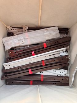 $10 container with multiple drawer holders