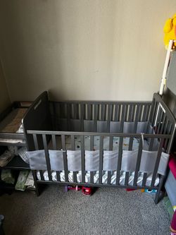 Baby Crib with Diaper Changer