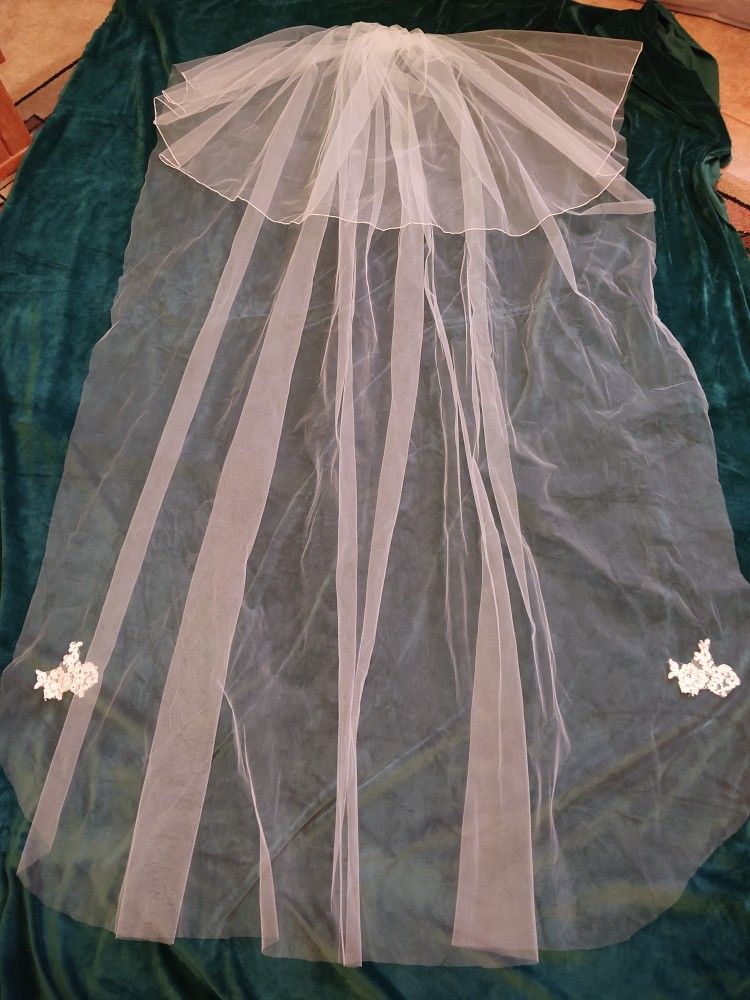 65" Bridal Veil, Plus Blusher, Chapel Length