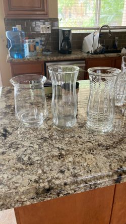 3 Glass Vessels 