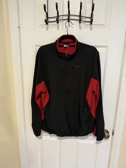 Nike Men’s 1/2 Zip Pullover Windbreaker Jacket