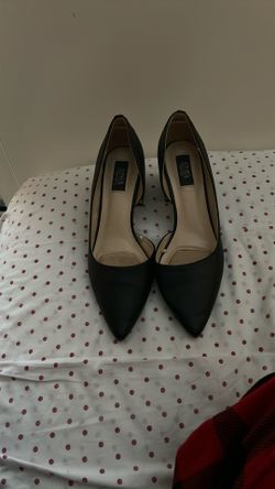 Jones New York Signature Black Faux Leather Pointed Toe Slip On Pumps