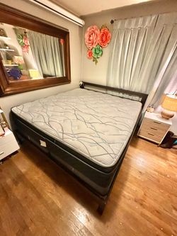Pending FREE KING PLATFORM BED WITH BOX SPRING AND MATTRESS