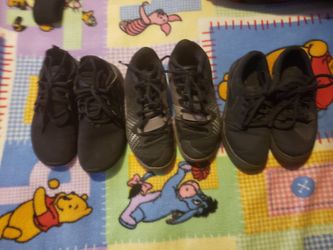 Boys shoes