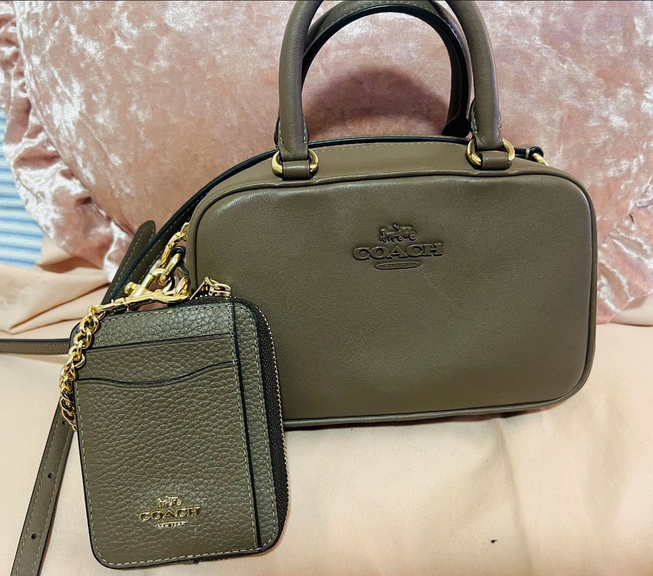 Coach Cross Body Bag And Wallet