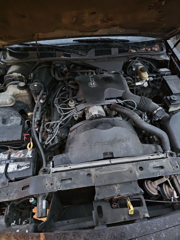 4.6L V8 From Lincoln President Town Car
