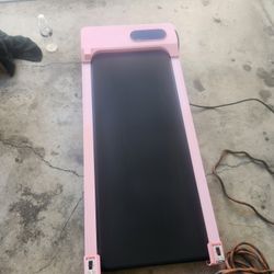 Treadmill New!! With Remote Control 