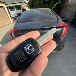 Llaves De Autos / Car Keys And Remotes 