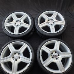 Staggerd Mercedes Benz SL500 AMG wheels  & Tires 
