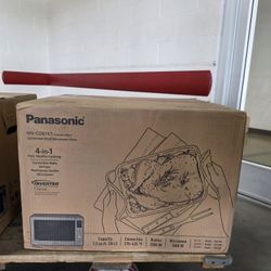 Panasonic - 1.2 Cu. Ft. 1000 Watt HomeCHEF 4-in-1 Multioven Microwave - Airfryer, Broiler, Convection, Inverter