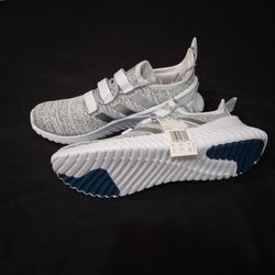 Men's Size 13  Adidas Running Shoes New