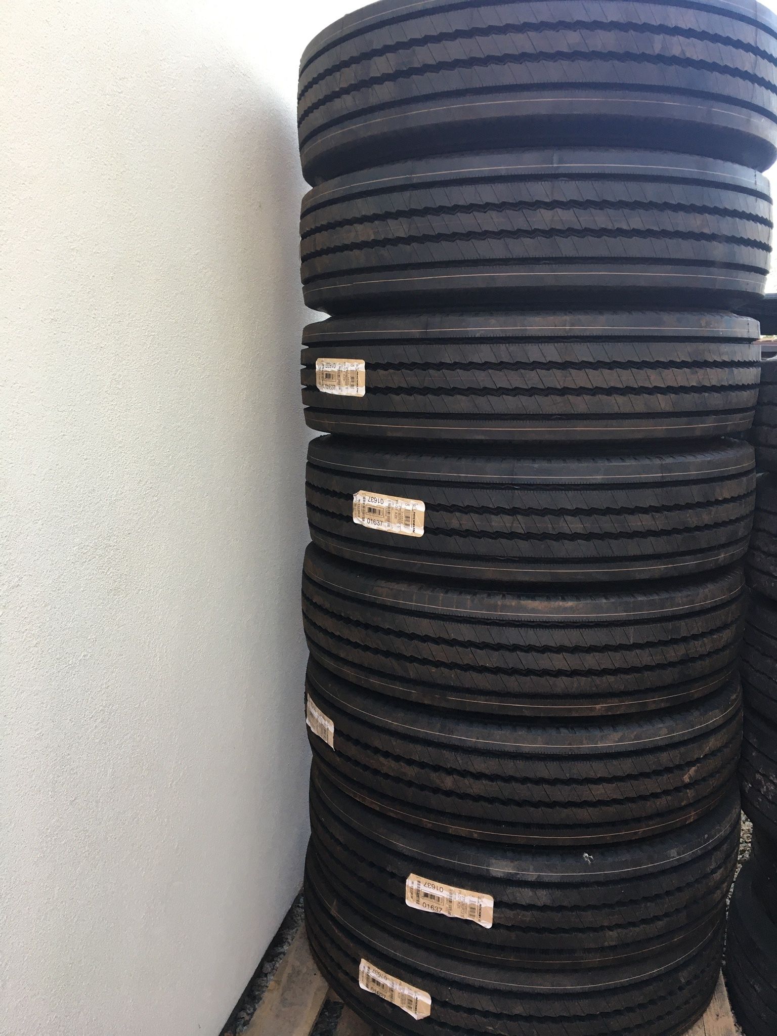 Michelins 275 80 22 5 rv tires pilot xze for sale in scottsdale az